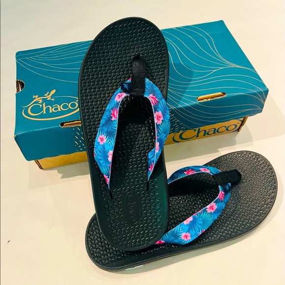 Chaco Shoes Chacos Flip Flopsnew Never Worn Size 9 Arch Support